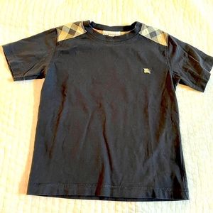 Burberry tee shirt size 8